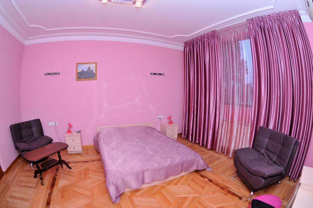 Hotel Relax Tbilisi Quarto foto