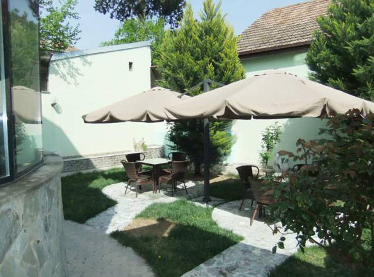 Hotel Relax Tbilisi Exterior foto
